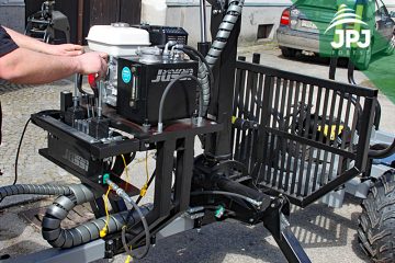 držák hydraulické jednotky na vyvážecím vleku