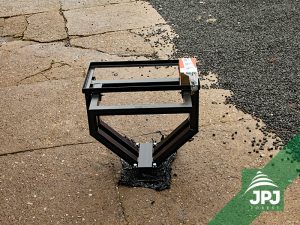 držák na hydraulickou jednotku